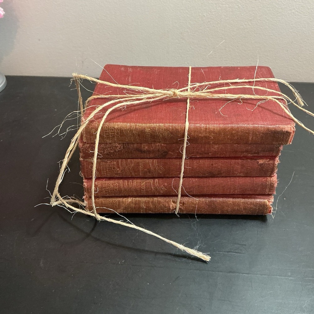 Antique Little Masterpieces 5 Volumes Red Books